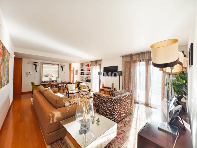 Moradia T4 para Venda em Cascais e Estoril Foto 1