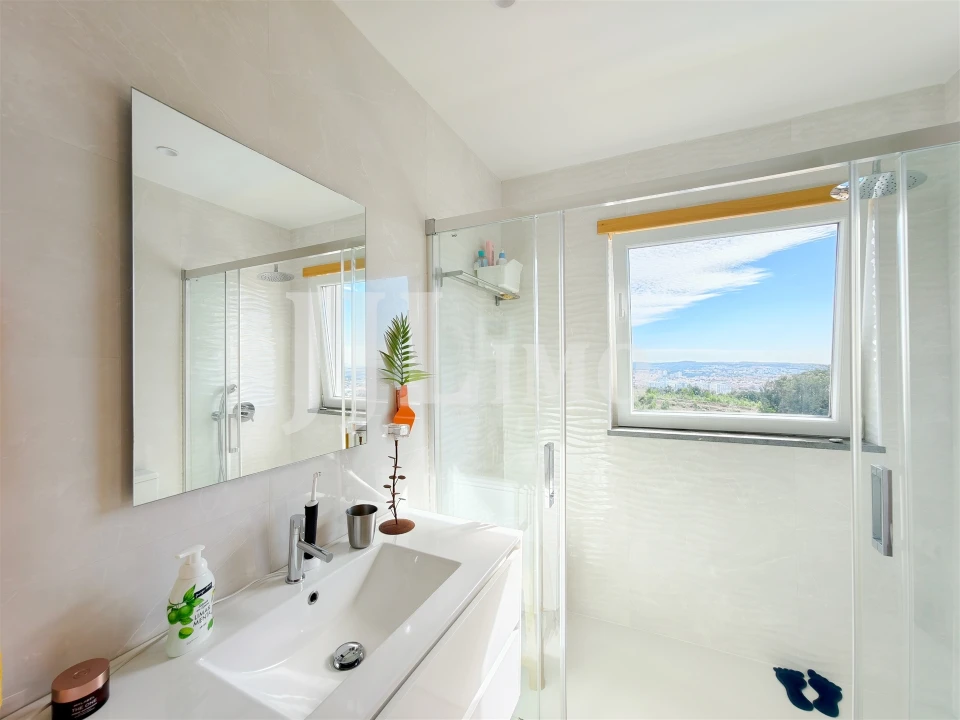 Moradia T4 para Venda em Santa Maria e São Miguel, São Martinho, São Pedro Penaferrim Foto 47