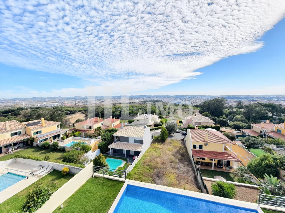 Moradia T4 para Venda em Santa Maria e São Miguel, São Martinho, São Pedro Penaferrim Foto 67