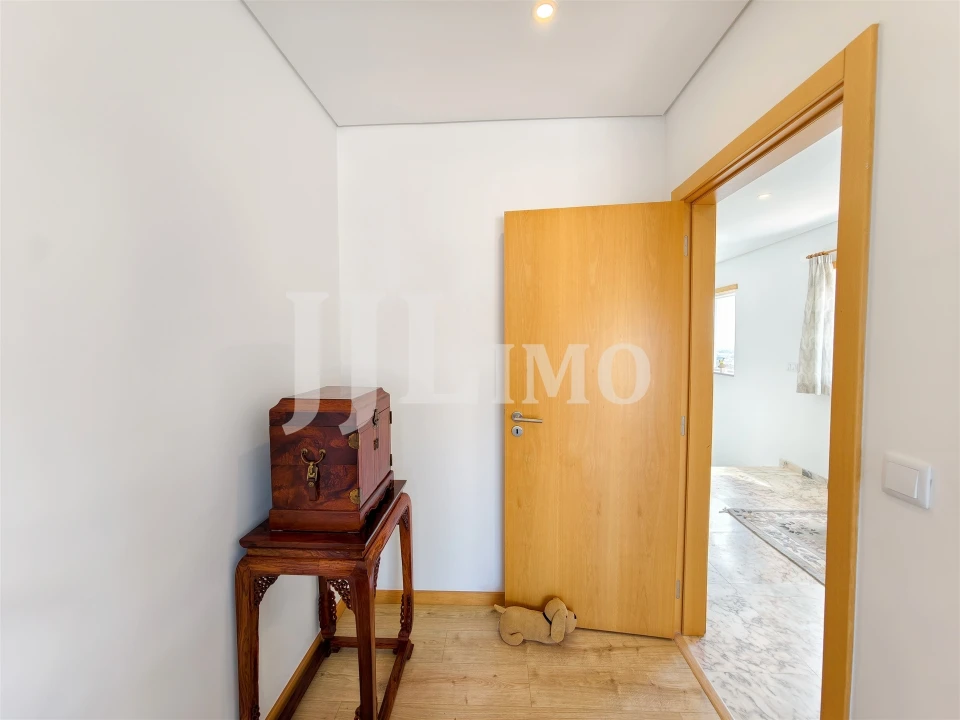 Moradia T4 para Venda em Santa Maria e São Miguel, São Martinho, São Pedro Penaferrim Foto 77