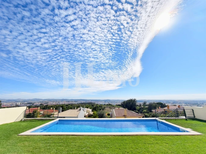 Moradia T4 para Venda em Santa Maria e São Miguel, São Martinho, São Pedro Penaferrim Foto 115