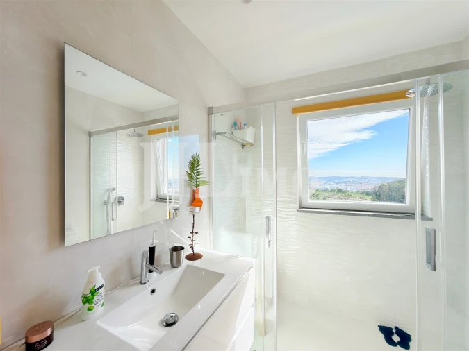 Moradia T4 para Venda em Santa Maria e São Miguel, São Martinho, São Pedro Penaferrim Foto 47