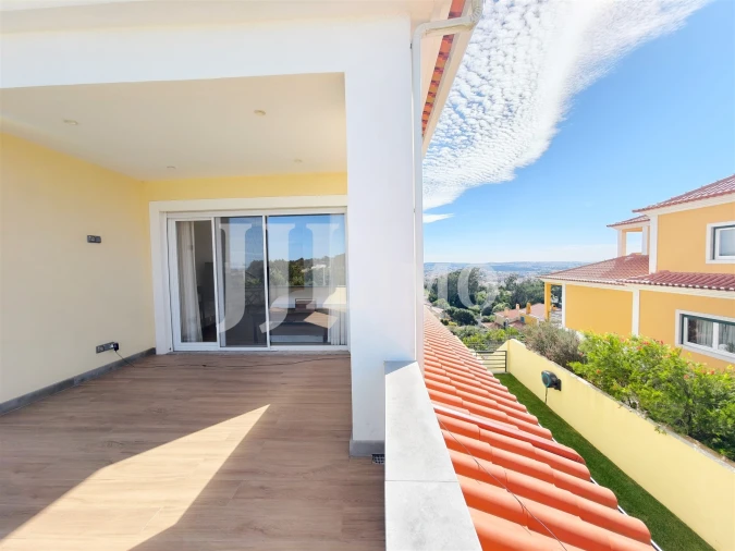 Moradia T4 para Venda em Santa Maria e São Miguel, São Martinho, São Pedro Penaferrim Foto 90