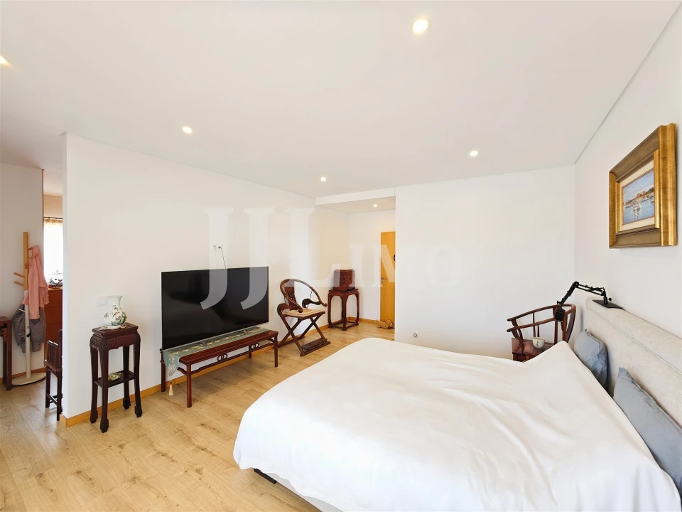 Moradia T4 para Venda em Santa Maria e São Miguel, São Martinho, São Pedro Penaferrim Foto 73