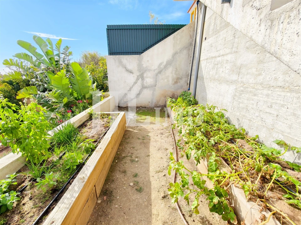 Moradia T4 para Venda em Santa Maria e São Miguel, São Martinho, São Pedro Penaferrim Foto 10