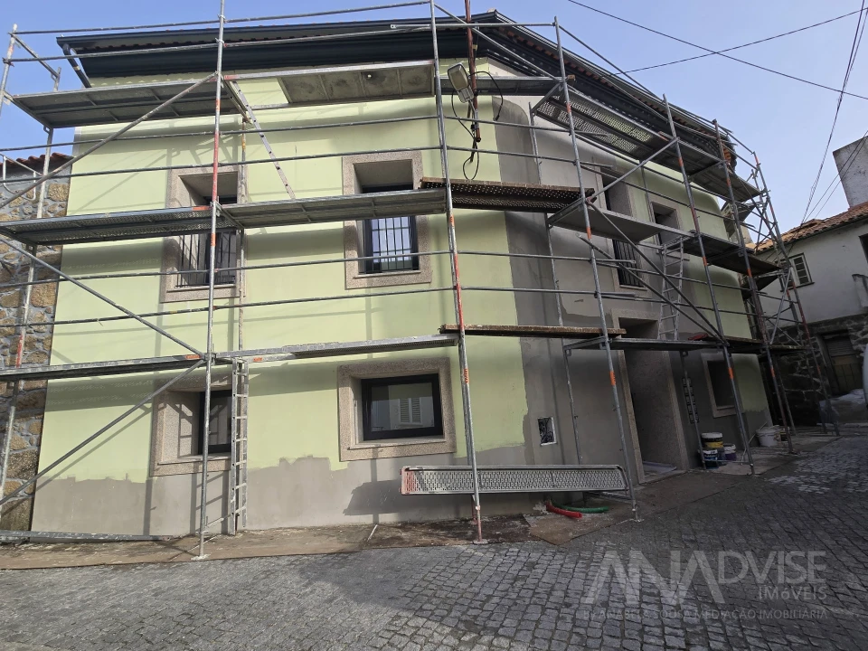 Apartamento T3 para Venda em Viseu Foto 1