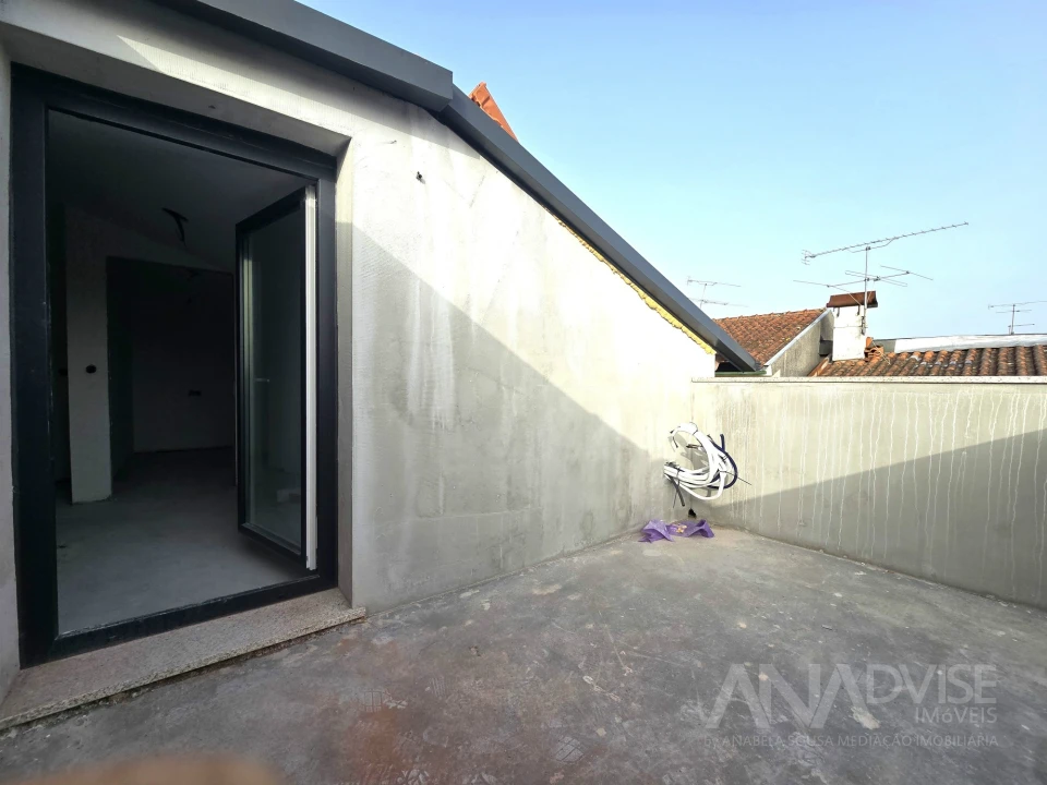 Apartamento T3 para Venda em Viseu Foto 9