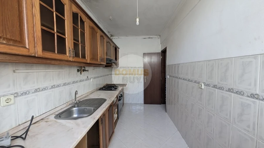 Apartamento T1 para Venda em Amora Foto 2