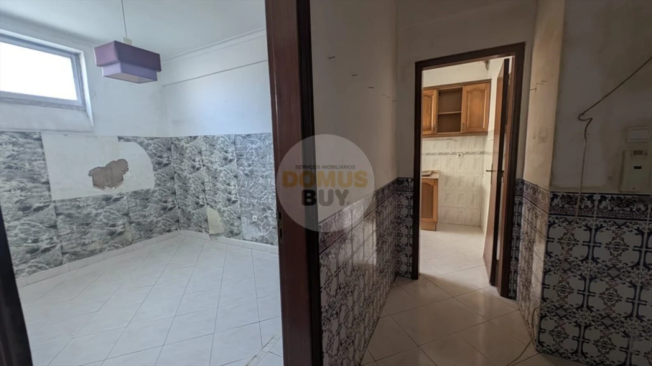 Apartamento T1 para Venda em Amora Foto 5