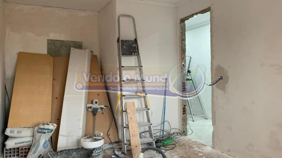 Apartamento T3 para Venda em Falagueira-Venda Nova Foto 6