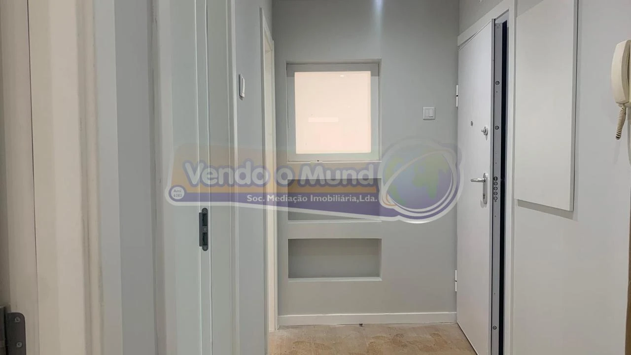 Apartamento T3 para Venda em Águas Livres Foto 12
