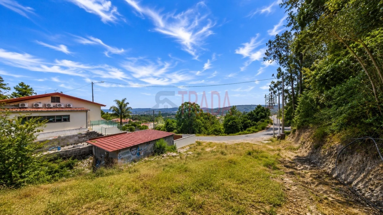 Terreno para Venda em Dossãos Foto 4