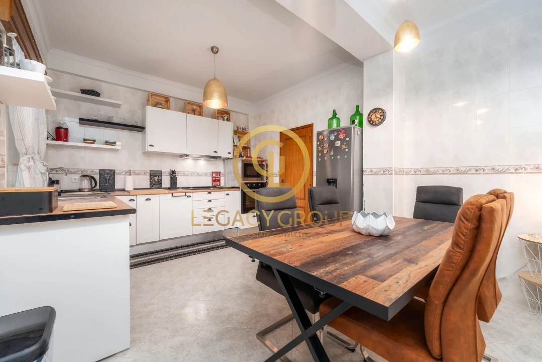 Apartamento T2 para Venda em Loule (São Clemente) Foto 1