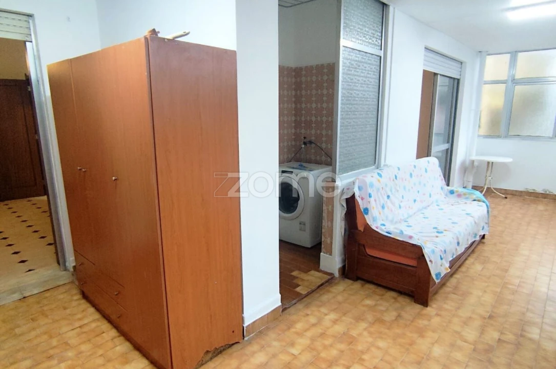 Apartamento T1 para Arrendamento em Paranhos Foto 6