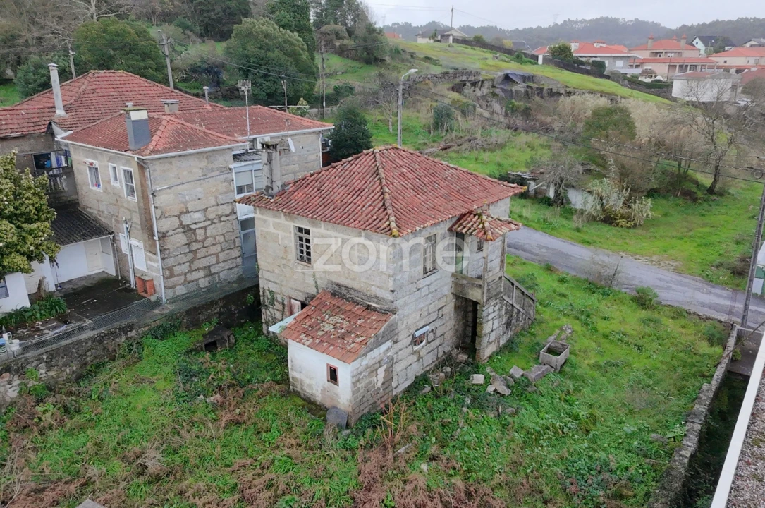 Moradia T4 para Venda em Riba de Ave Foto 2