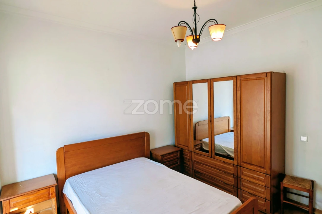 Apartamento T1 para Venda em Corroios Foto 11