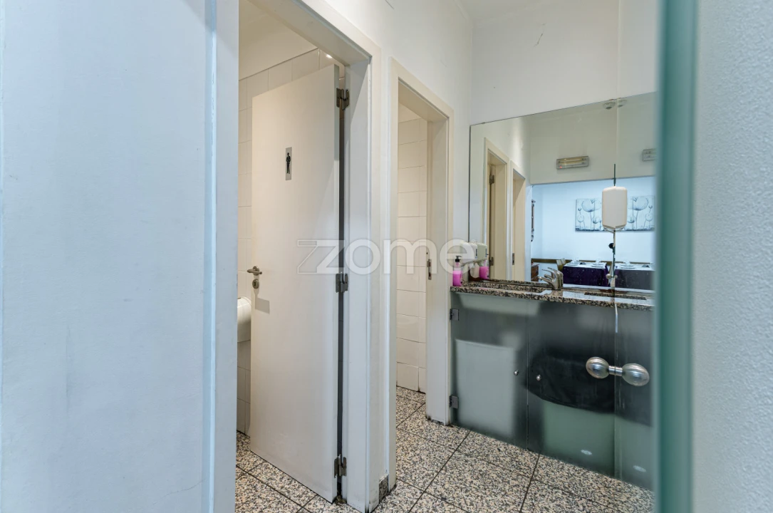 Negócio para Trespasse em Porto Salvo Foto 22