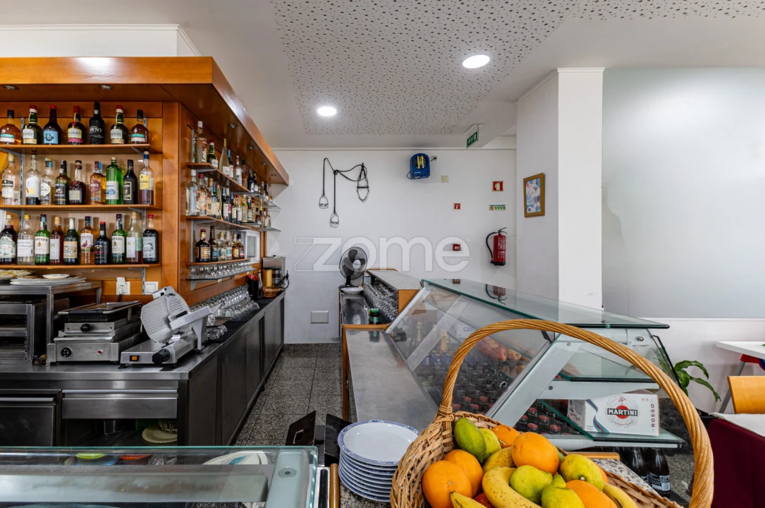 Negócio para Trespasse em Porto Salvo Foto 30