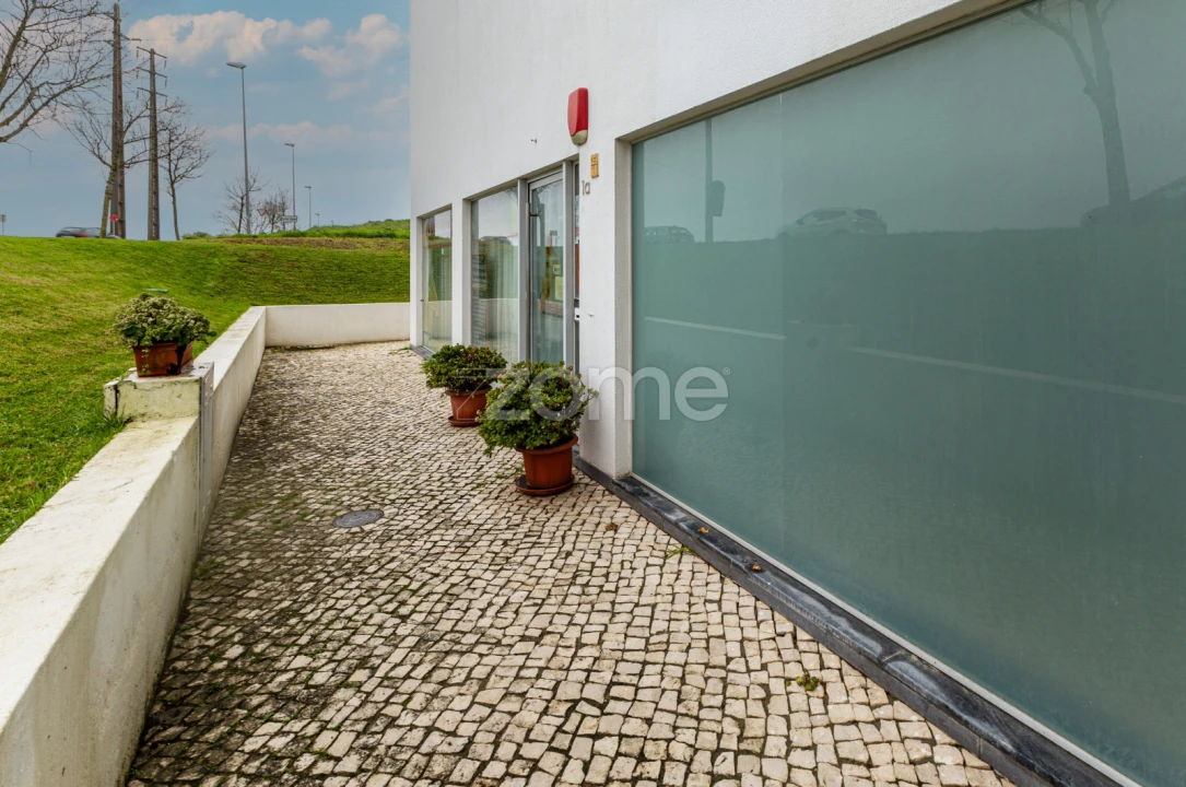 Negócio para Trespasse em Porto Salvo Foto 33