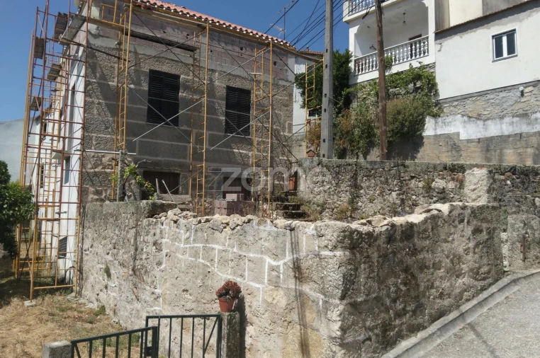 Moradia T5 para Venda em Cortiçô e Vila Chã Foto 4