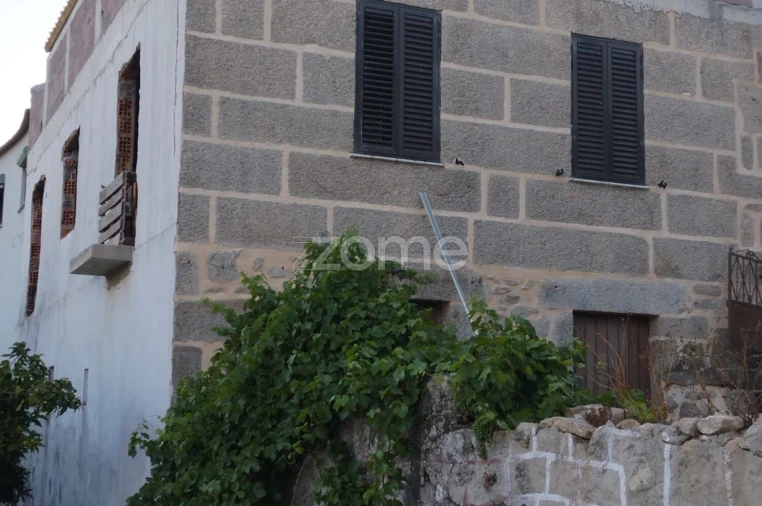 Moradia T5 para Venda em Cortiçô e Vila Chã Foto 16