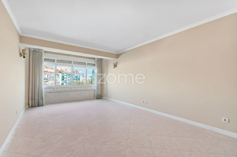 Apartamento T3 para Venda em Águas Livres Foto 2