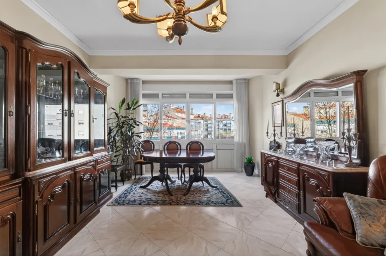 Apartamento T3 para Venda em Águas Livres Foto 3