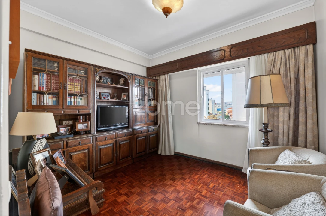 Apartamento T3 para Venda em Águas Livres Foto 12