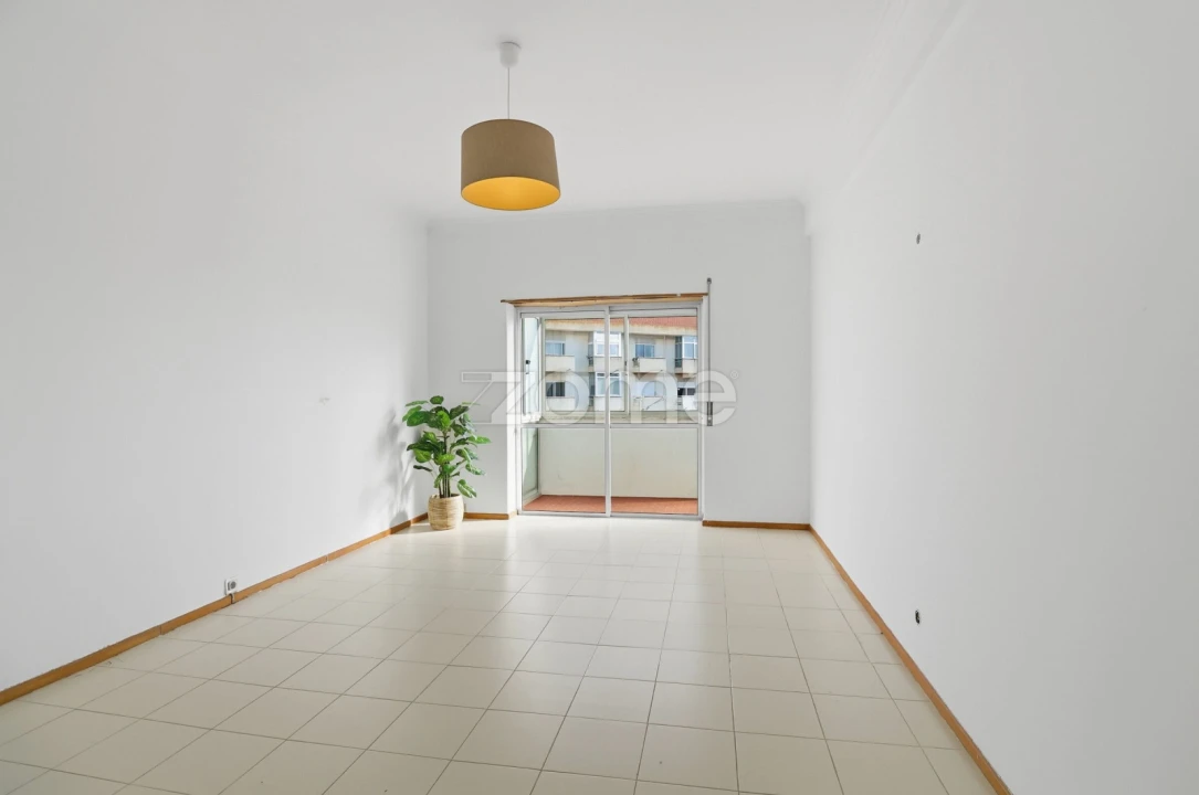 Apartamento T1 para Venda em Oeiras e São Julião da Barra, Paço de Arcos e Caxias Foto 10