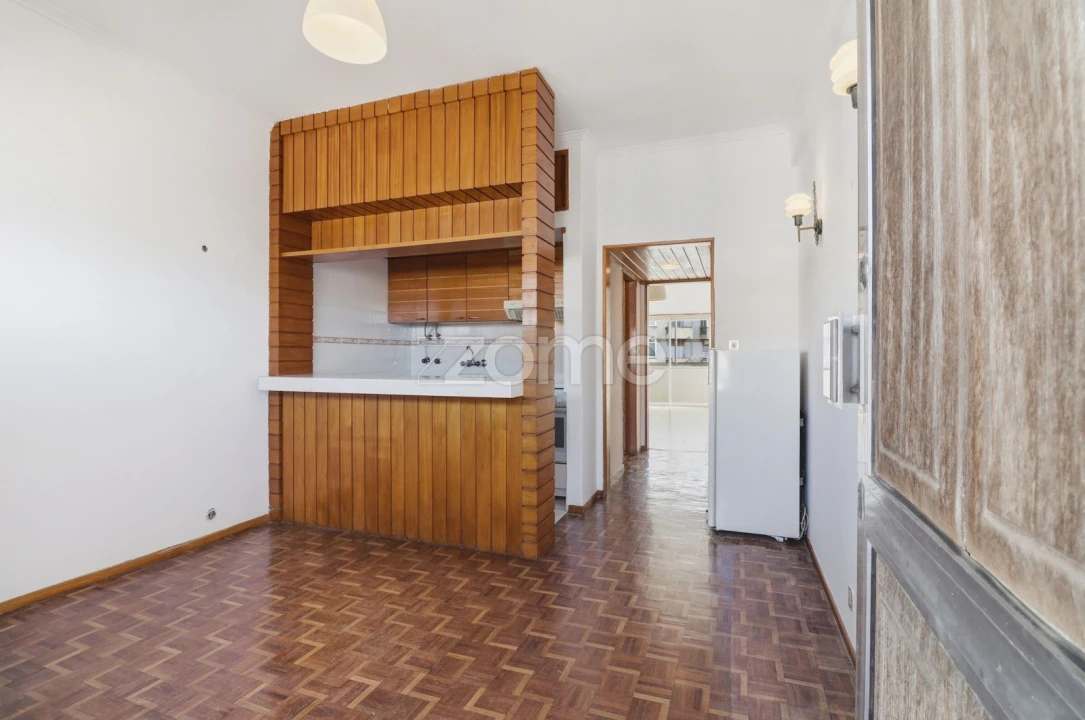 Apartamento T1 para Venda em Oeiras e São Julião da Barra, Paço de Arcos e Caxias Foto 1