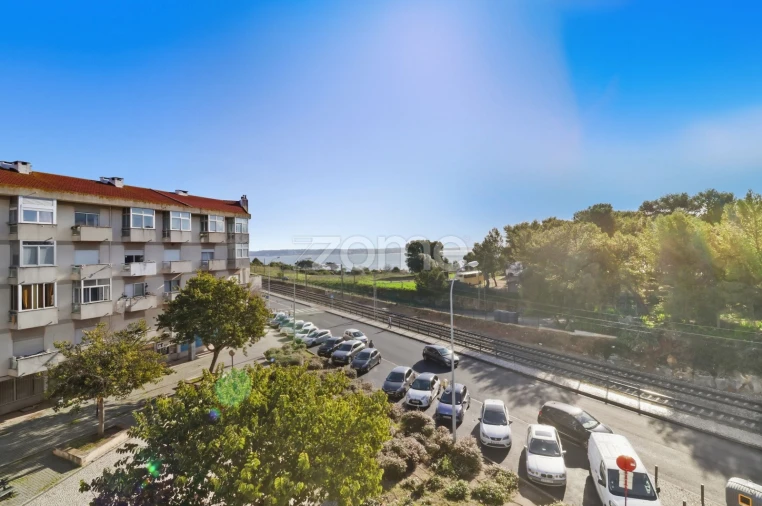 Apartamento T1 para Venda em Oeiras e São Julião da Barra, Paço de Arcos e Caxias Foto 17