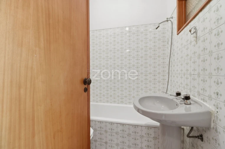 Apartamento T1 para Venda em Oeiras e São Julião da Barra, Paço de Arcos e Caxias Foto 9