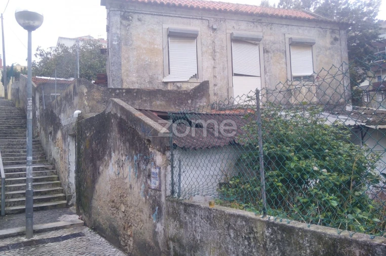 Terreno para Venda em Cacém e São Marcos Foto 3