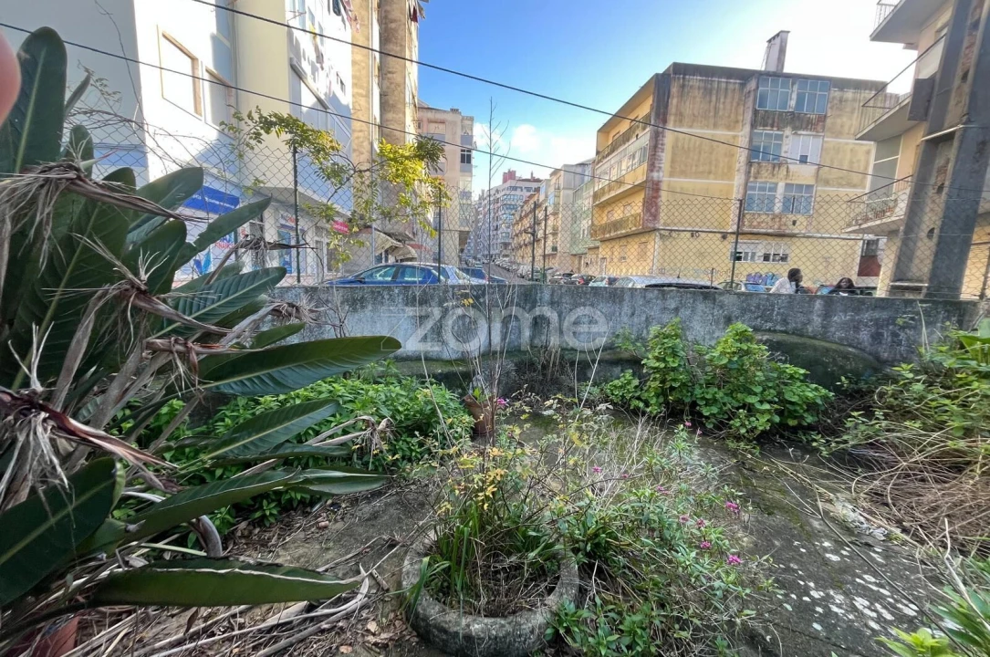 Terreno para Venda em Cacém e São Marcos Foto 7