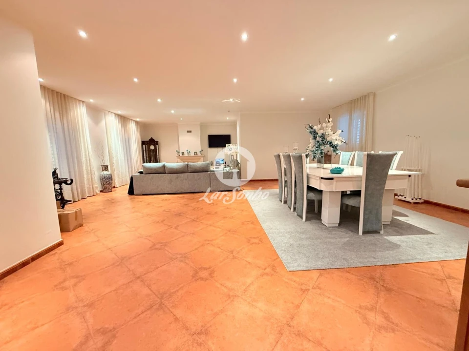 Moradia T3 para Venda em Fafe Foto 3