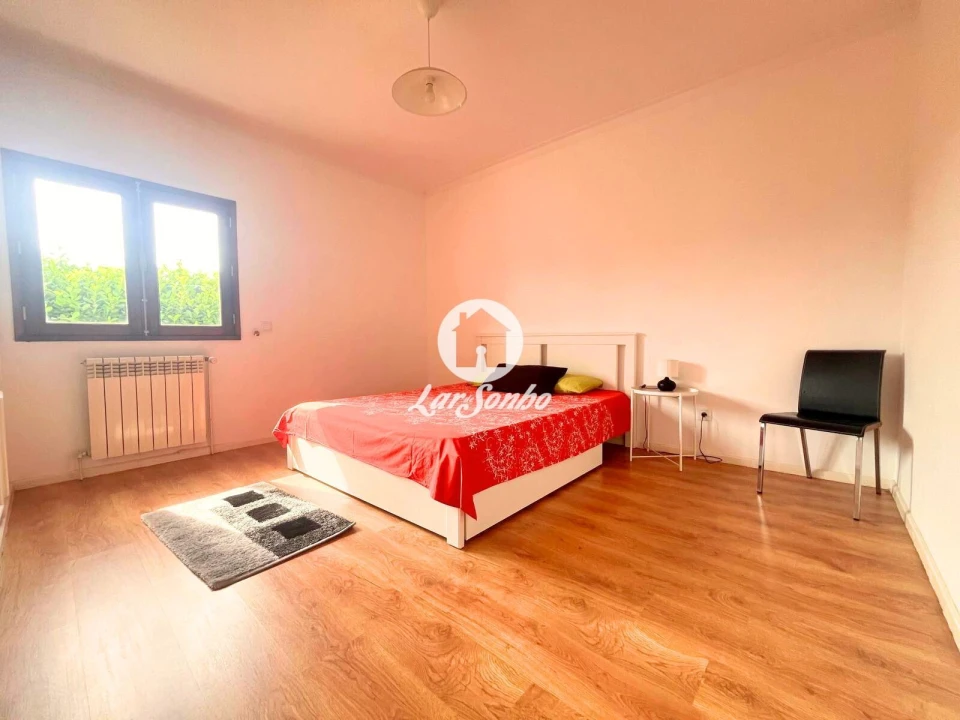 Moradia T4 para Venda em Merelim (São Paio), Panoias e Parada de Tibães Foto 11