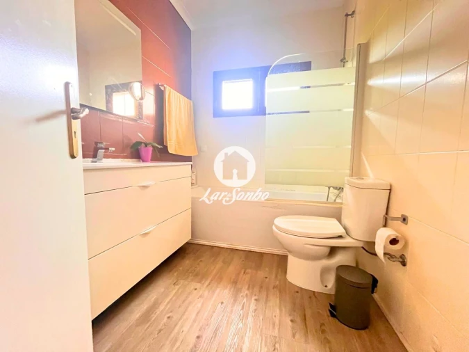 Moradia T4 para Venda em Merelim (São Paio), Panoias e Parada de Tibães Foto 13