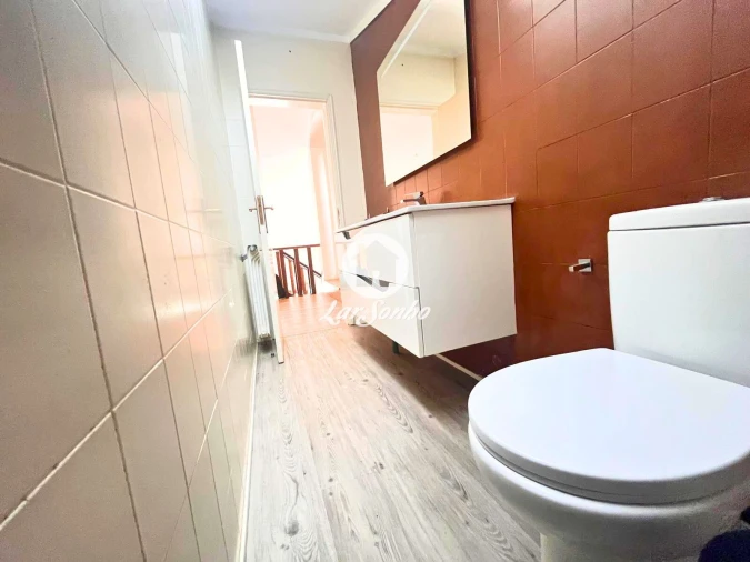 Moradia T4 para Venda em Merelim (São Paio), Panoias e Parada de Tibães Foto 25