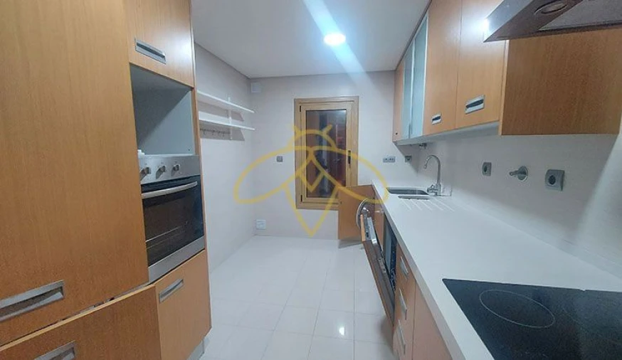Apartamento T2 para Arrendamento em São Domingos de Rana Foto 2
