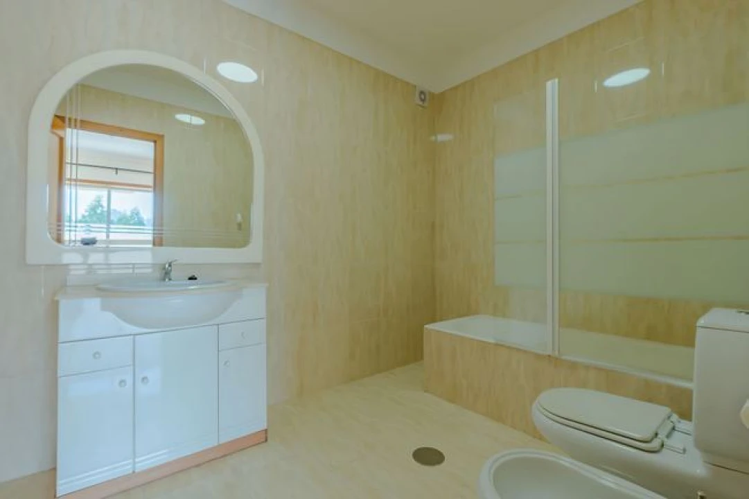 Apartamento T3 para Venda em Argoncilhe Foto 8