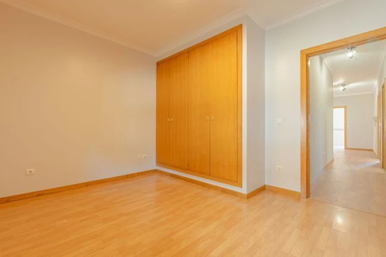 Apartamento T3 para Venda em Argoncilhe Foto 9