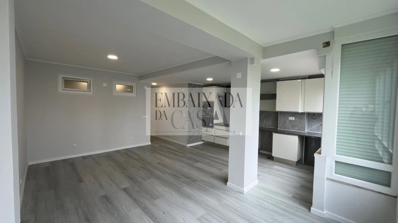 Apartamento T2 para Venda em Oeiras e São Julião da Barra, Paço de Arcos e Caxias Foto 6