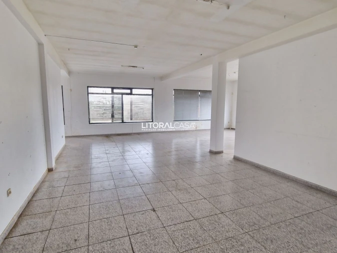 Loja para Arrendamento em Cacia