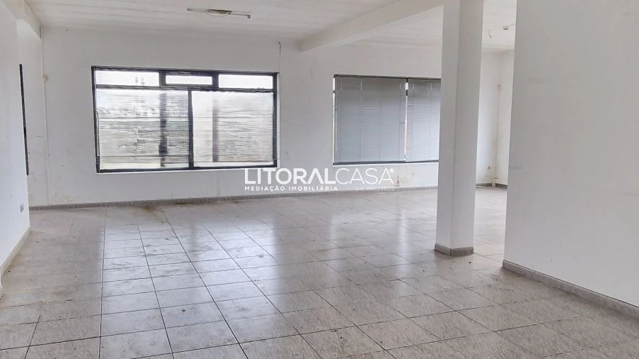 Loja para Arrendamento em Cacia
