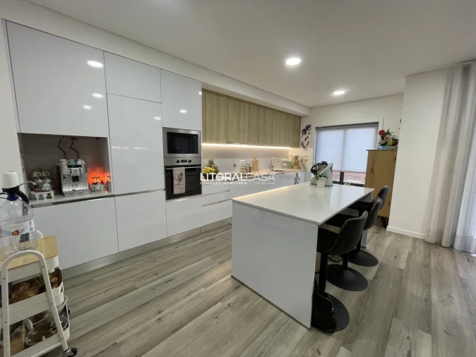 Apartamento T2 para Venda em Trofa, Segadães e Lamas do Vouga Foto 7