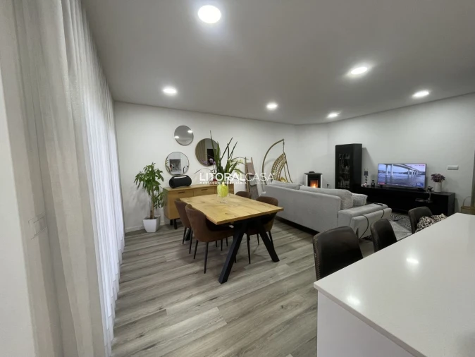 Apartamento T2 para Venda em Trofa, Segadães e Lamas do Vouga Foto 2