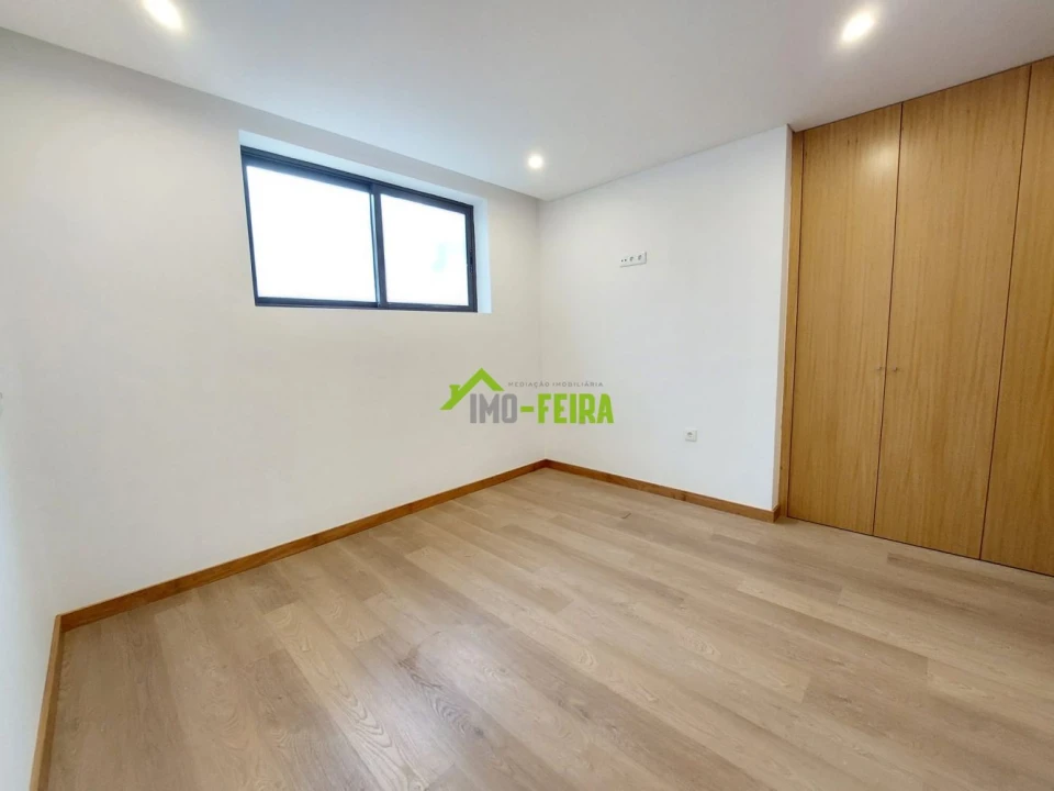Apartamento T1 para Venda em Santa Maria da Feira, Travanca, Sanfins e Espargo Foto 14