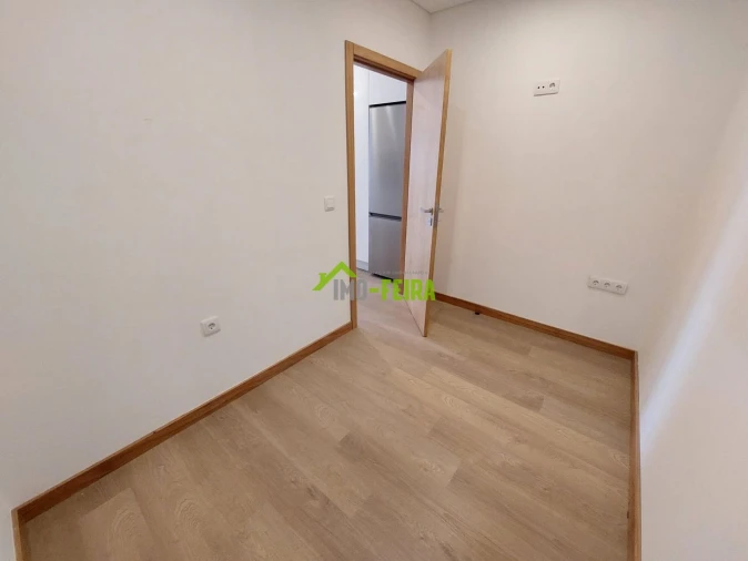 Apartamento T1 para Venda em Santa Maria da Feira, Travanca, Sanfins e Espargo Foto 16