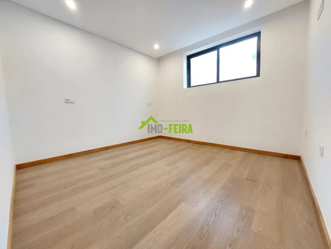 Apartamento T1 para Venda em Santa Maria da Feira, Travanca, Sanfins e Espargo Foto 26