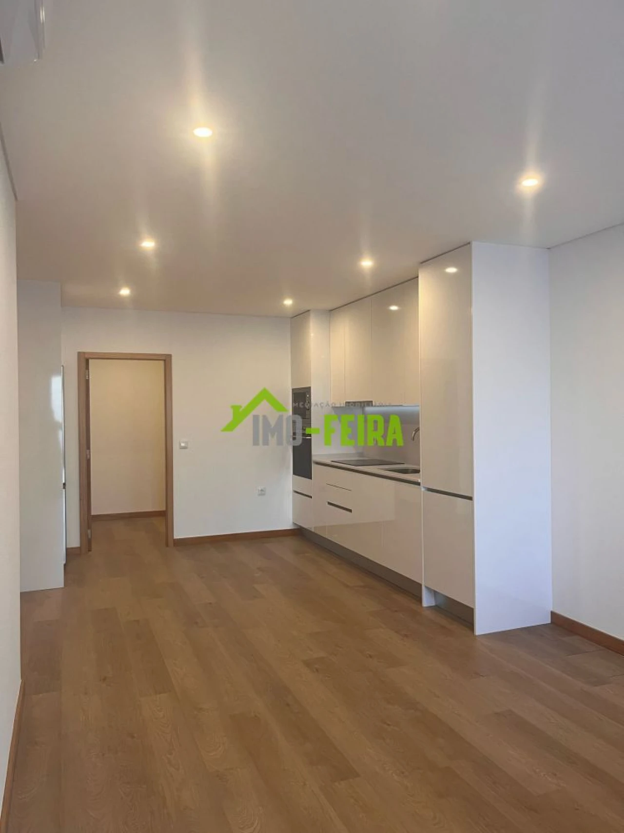 Apartamento T1 para Venda em Santa Maria da Feira, Travanca, Sanfins e Espargo Foto 33